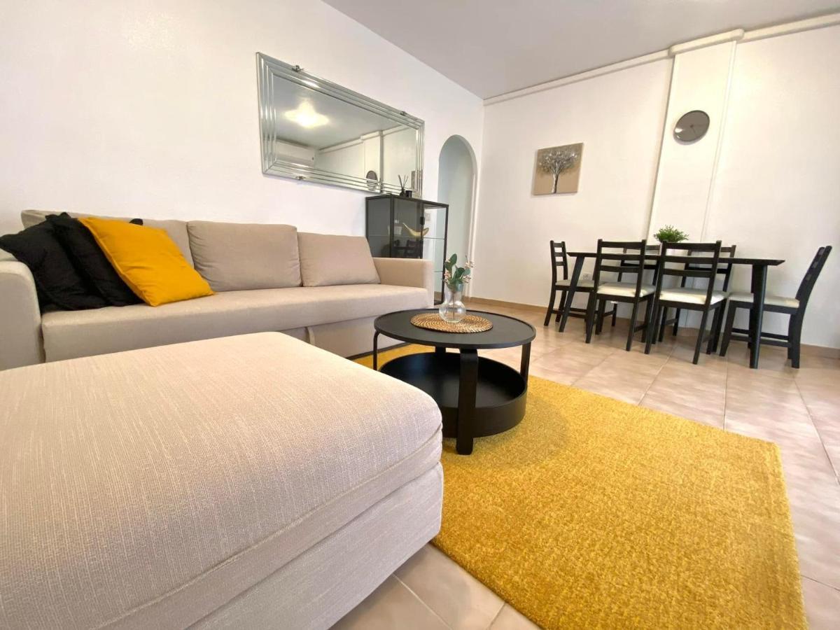 Locos Beach Holiday Apartments Torrevieja Exterior photo